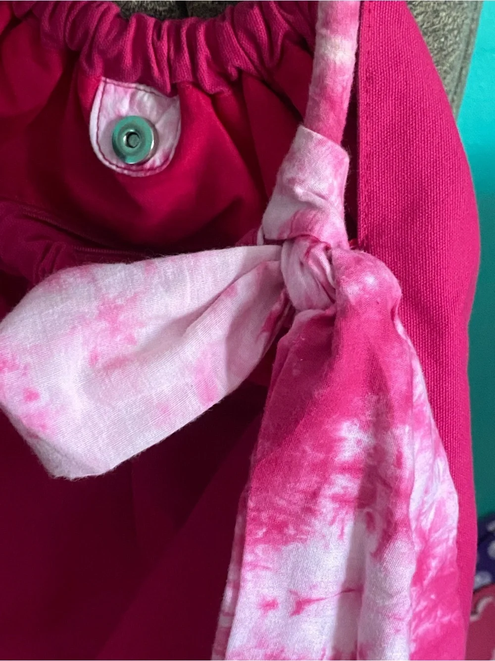 NWOT Hot Pink Women's Shoulder Bag Tie Dye Bow and Handle Accent Tote Boho